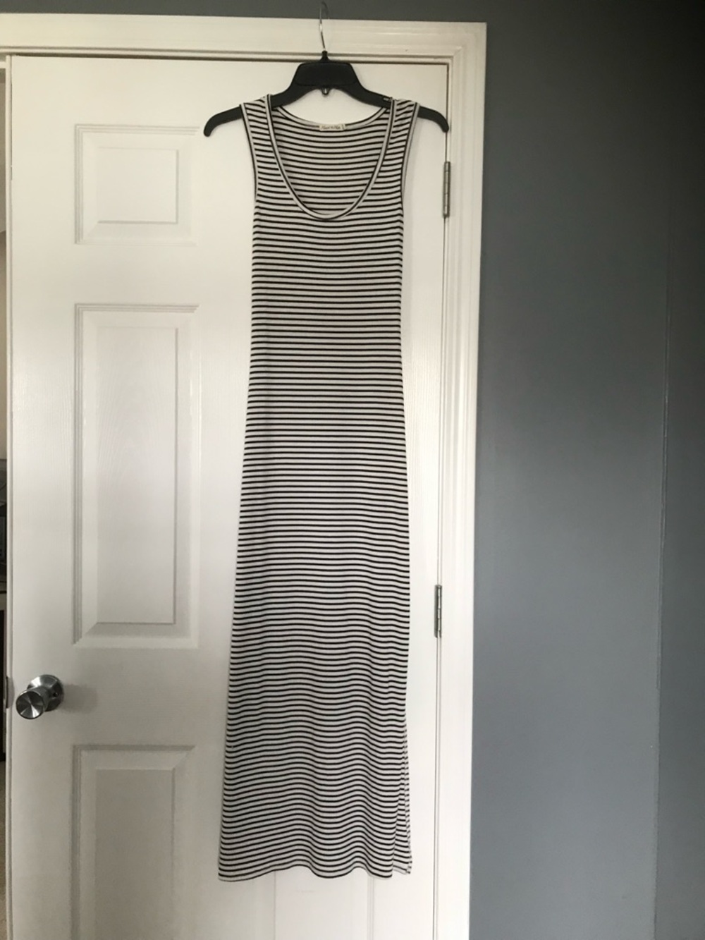 Heart & Hips Black and White Striped Scoop Neck Maxi Dress